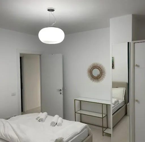 Apartment Modern At Train Station Tirana