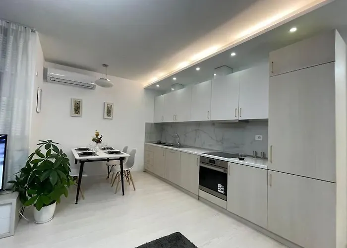 Appartement Modern At Train Station